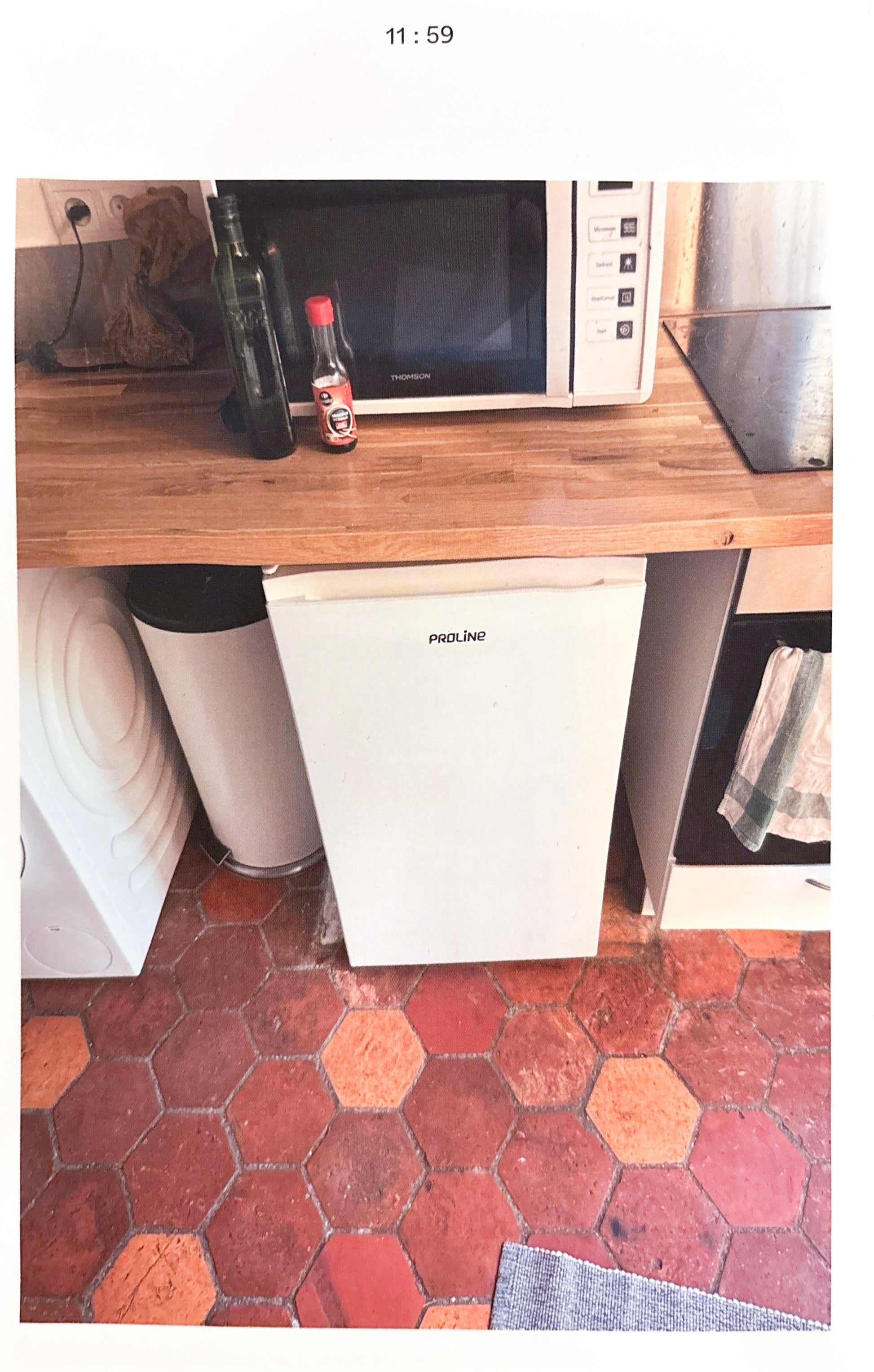 PLASTIC PRODUCT ZINE 2 : Fridge