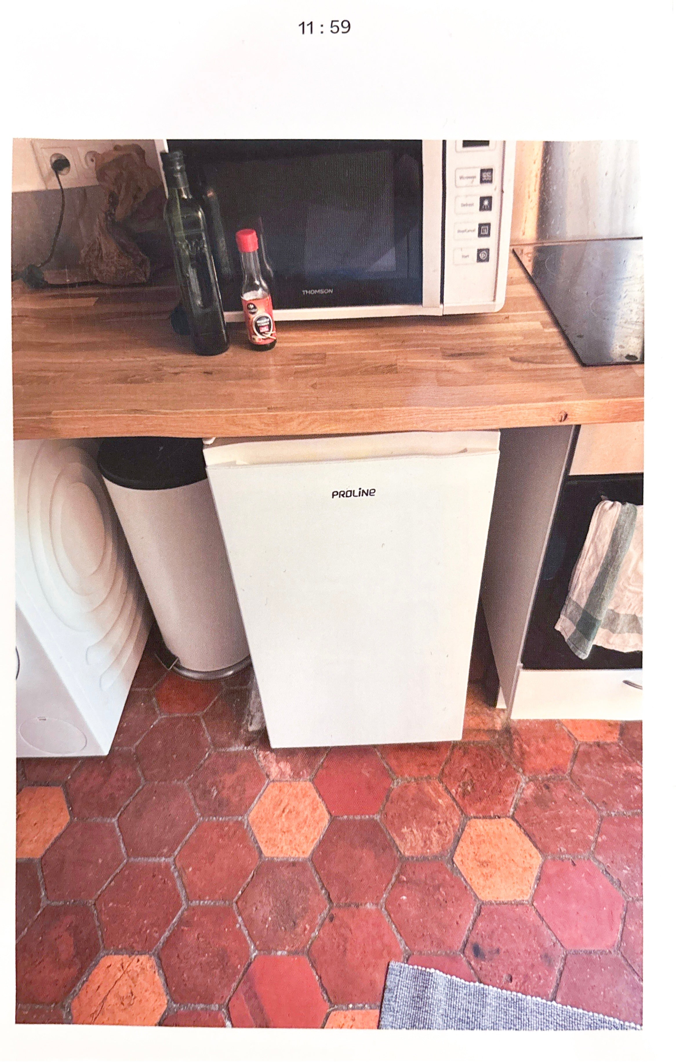 PLASTIC PRODUCT ZINE 2 : Fridge